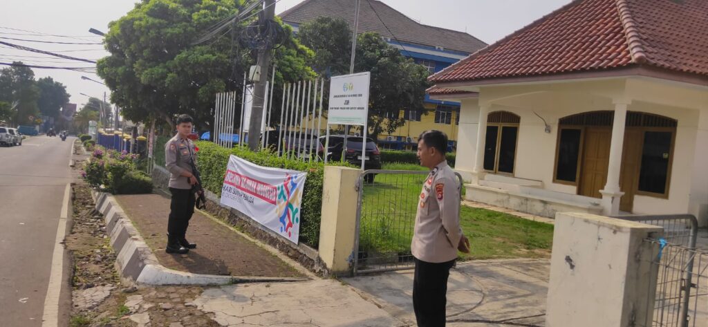 Personil Polres Pandeglang Patroli dan Amankan Kantor Bawaslu 5 WhatsApp Image 2023 11 03 at 10.32.29