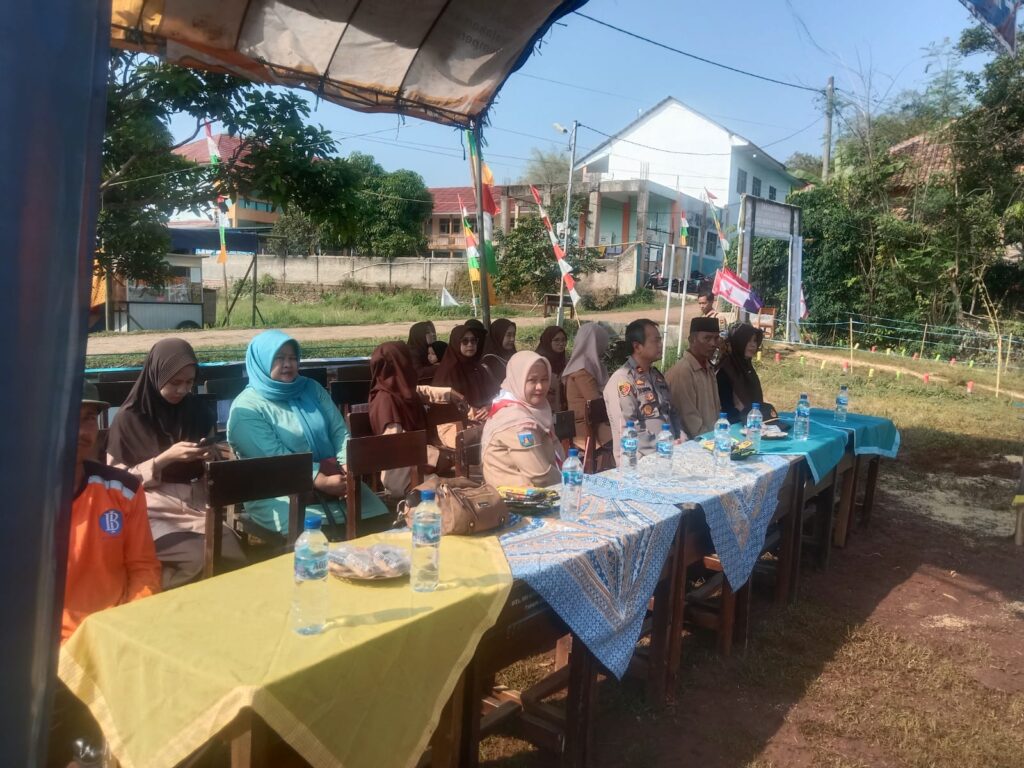 Polsek Cimanuk Gelar Orientasi Tamu Ambalan Tingkat MI, MTs, MA Syeh Mansyur 4 WhatsApp Image 2023 11 07 at 10.27.35