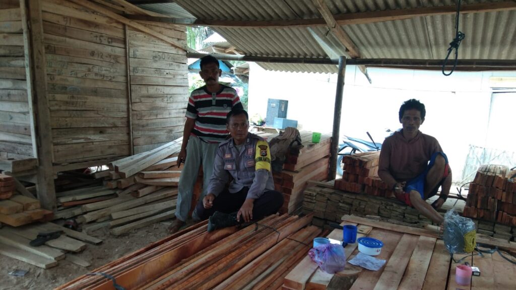 Bhabinkamtibmas Polsek Cikeusik Gelar Sambang DDS kepada Warga Binaan 8 WhatsApp Image 2023 11 16 at 19.51.12