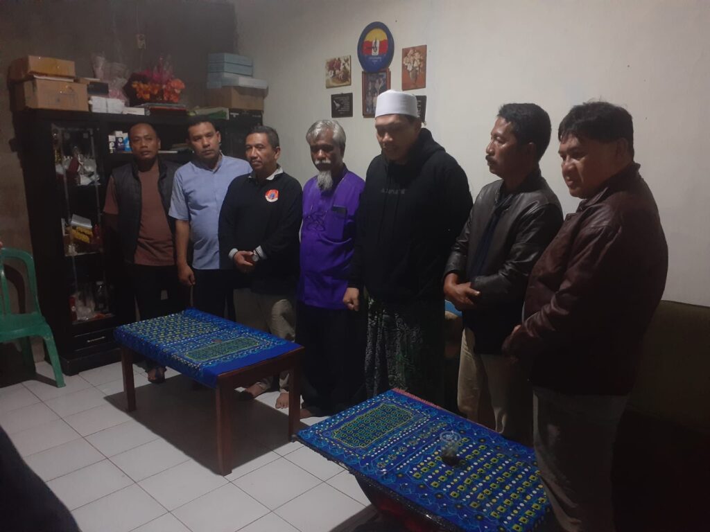 Kapolres Pandeglang Mendampingi Kegiatan Klarifikasi Terkait Beredar Adanya Video yang Menyatakan Adanya Gereja di Kabupaten Pandeglang 5 WhatsApp Image 2024 04 15 at 10.55.44