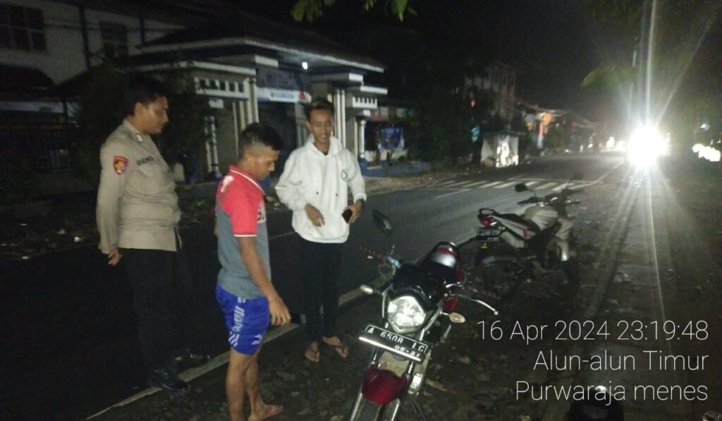 Patroli KRYD Polsek Menes: Upaya Polisi dalam Mencegah Tindakan Kejahatan dan Menjaga Kamtibmas 3 WhatsApp Image 2024 04 17 at 13.44.31