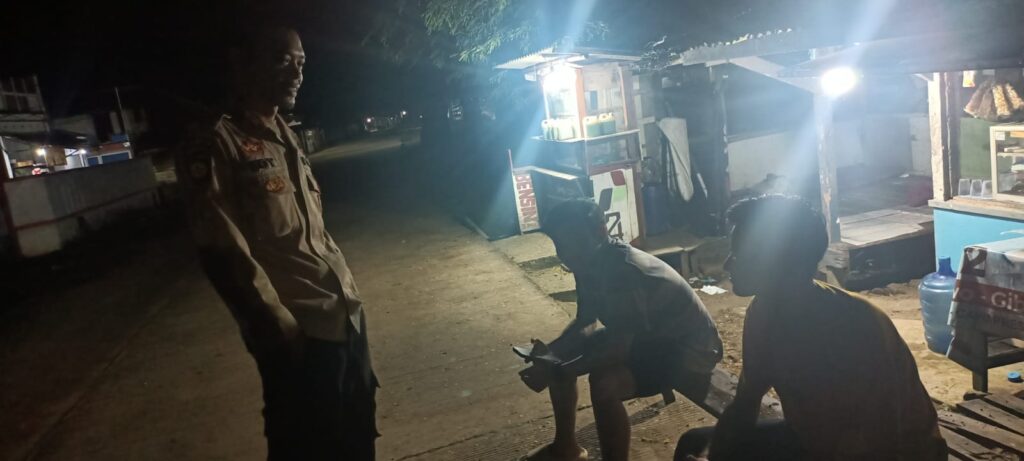 Polsek Pagelaran Polres Pandeglang Gencar Lakukan Patroli Pencegahan Kriminalitas di Wilayah Hukumnya 10 WhatsApp Image 2024 04 18 at 06.50.57