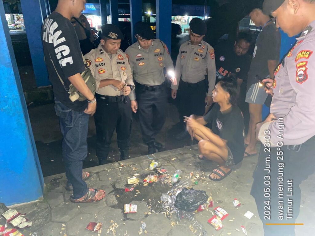Sat Samapta Polres Pandeglang Gelar Patroli Perintis Presisi Bersama Tim Badak untuk Antisipasi Kejahatan dan Gangguan Kamtibmas 10 WhatsApp Image 2024 05 04 at 08.22.43