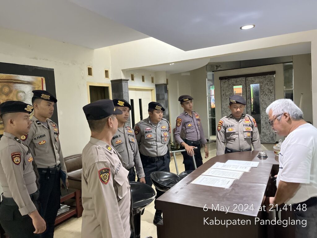 Anggota Samapta Polres Pandeglang Lakukan Kegiatan Sambang di Hotel Diana 1 WhatsApp Image 2024 05 07 at 05.28.31