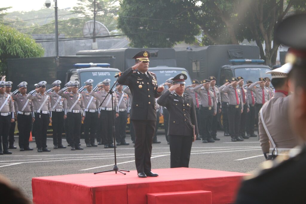 Kapolres Pandeglang AKBP Oki Bagus Setiaji Pimpin Upacara Peringatan Hari Lahir Pancasila 2 WhatsApp Image 2024 06 01 at 09.09.14