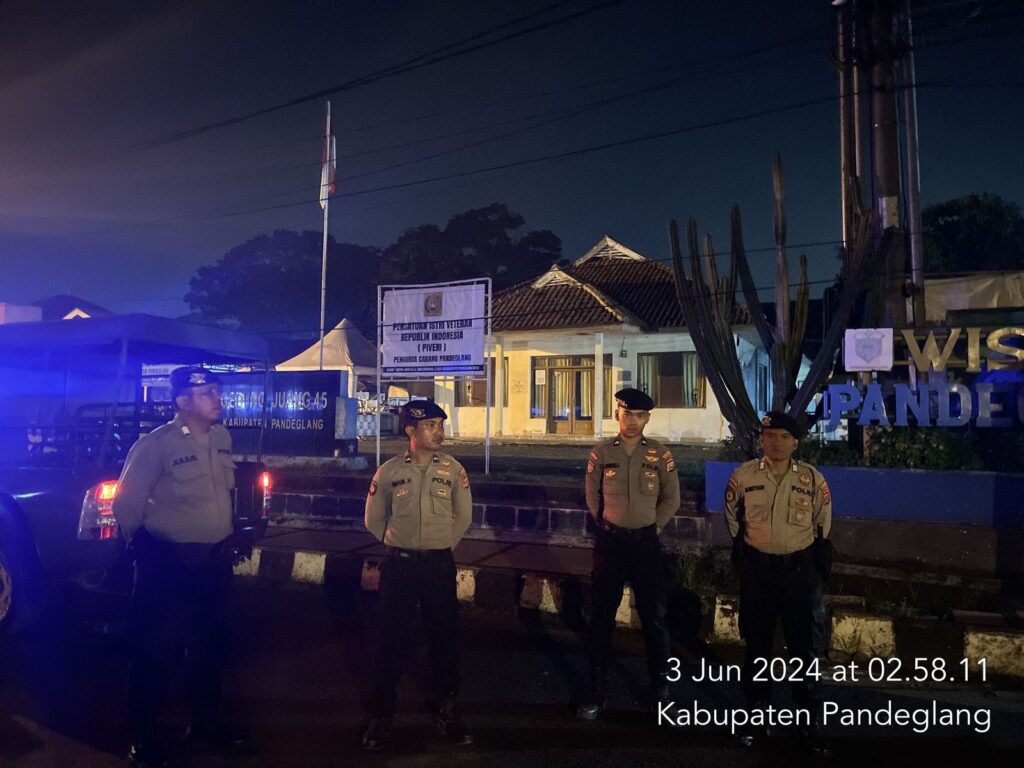 Sat Samapta Polres Pandeglang Gelar Blue Light Patrol Antisipasi Kejadian Kriminal 5 WhatsApp Image 2024 06 03 at 03.55.33
