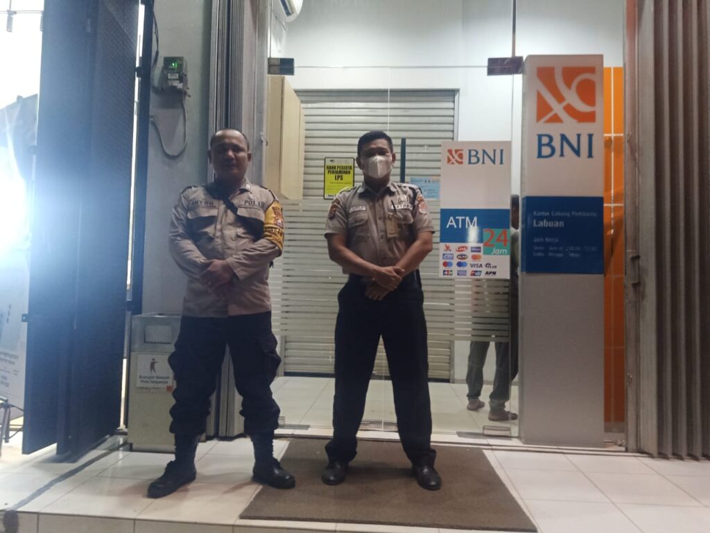 Polsek Labuan Tingkatkan Patroli di Sekitar ATM untuk Mencegah Kriminalitas 1 WhatsApp Image 2024 06 12 at 04.44.43