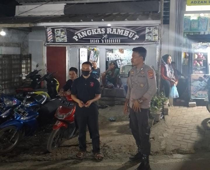 Patroli Dialogis: Upaya Polsek Angsana dalam Menekan Gangguan Kamtibmas 10 WhatsApp Image 2024 06 28 at 21.41.34