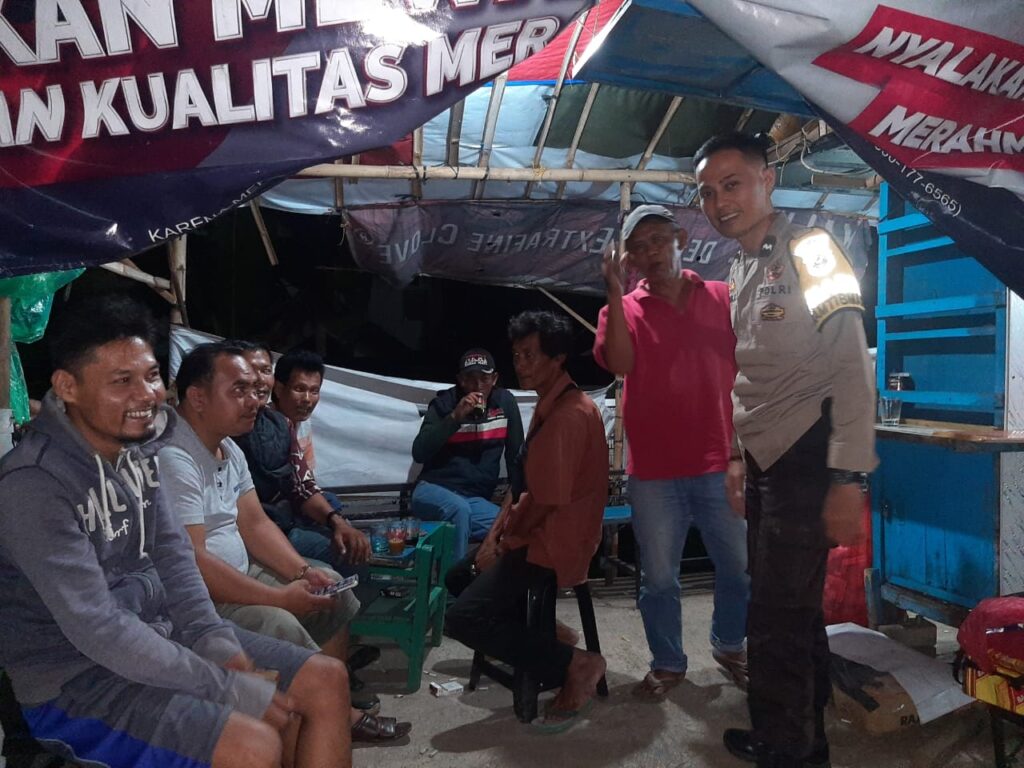 Patroli Polsek Cadasari Tingkatkan Keamanan Lingkungan Warga 8 IMG 20240712 WA0013