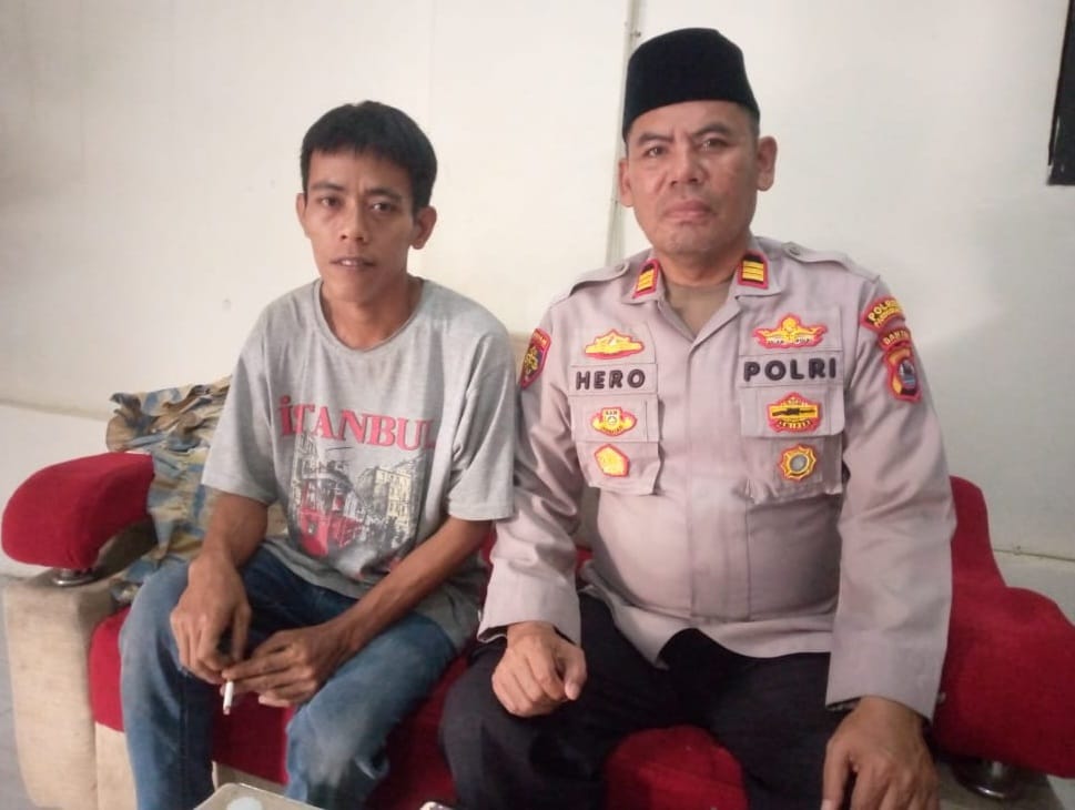 Polsek Menes Sambangi Pemuda di Kp. Kadu Kendi Desa Cilabanbulan 3 WhatsApp Image 2024 07 02 at 18.25.17