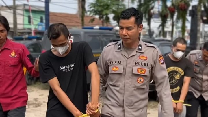 Polsek Cadasari Polres Pandeglang Tangkap Dua Pelaku Jambret 2 WhatsApp Image 2024 07 04 at 09.17.22