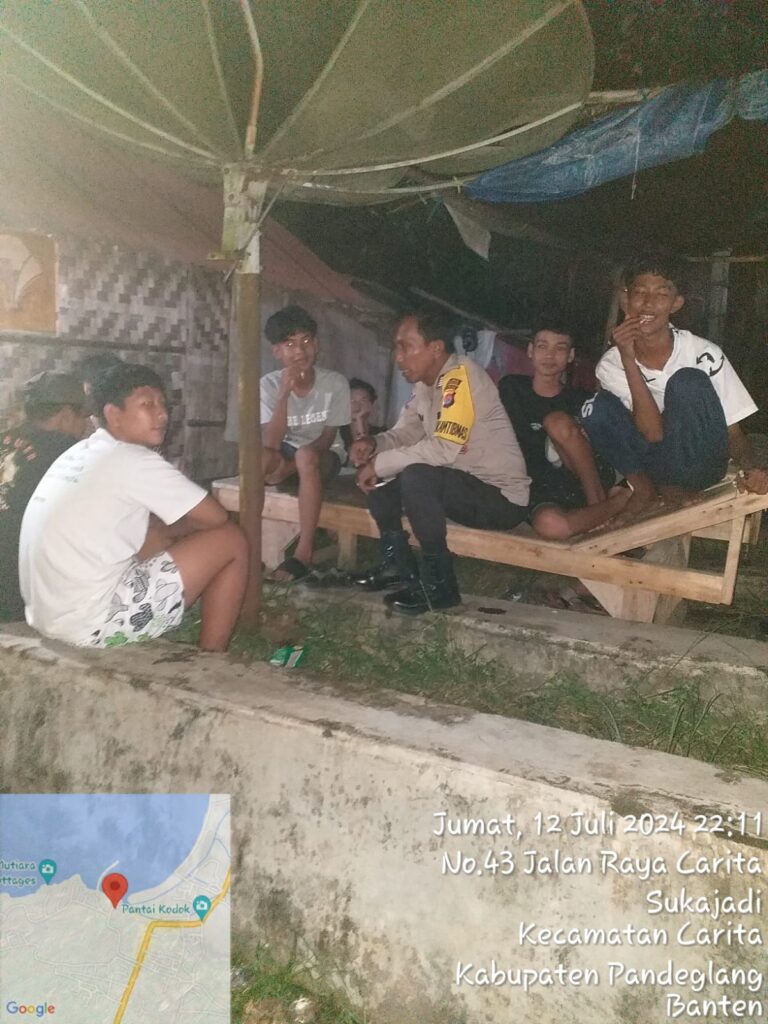 Bripka Yudi dari Polsek Carita Himbau Remaja Agar Tidak Larut Malam 5 WhatsApp Image 2024 07 13 at 06.09.32