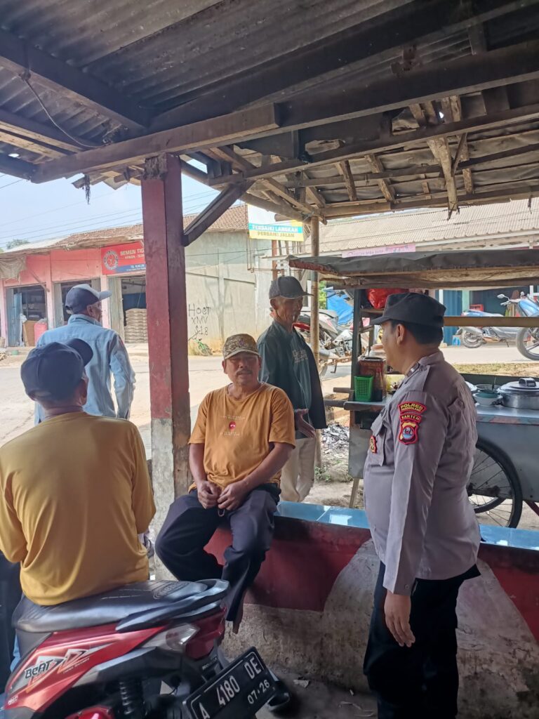 Polsek Bojong Polres Pandeglang Laksanakan Kegiatan Rutin Yang Ditingkatkan (KRYD) 9 WhatsApp Image 2024 07 17 at 11.11.53