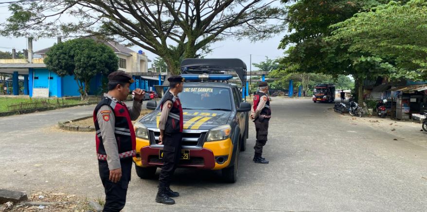 Ciptakan Kondusifitas di Terminal Kadubanen Pandeglang, Sat Samapta Polres Pandeglang Gelar Patroli 1 pt