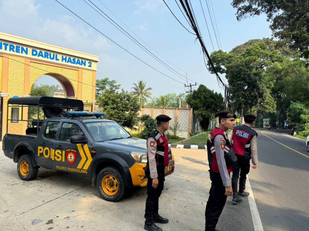Sat Samapta Polres Pandeglang Gelar Patroli di Perbatasan Pandeglang-Lebak untuk Cegah Aksi Kriminalitas dan Premanisme 7 IMG 20240808 WA0027
