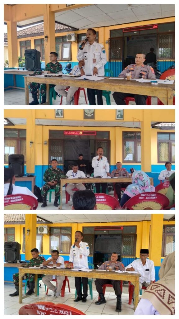 Kapolsek Angsana Polres Pandeglang Hadiri Rapat PHBN HUT RI Tingkat Kecamatan Angsana 2 WhatsApp Image 2024 08 01 at 06.00.23