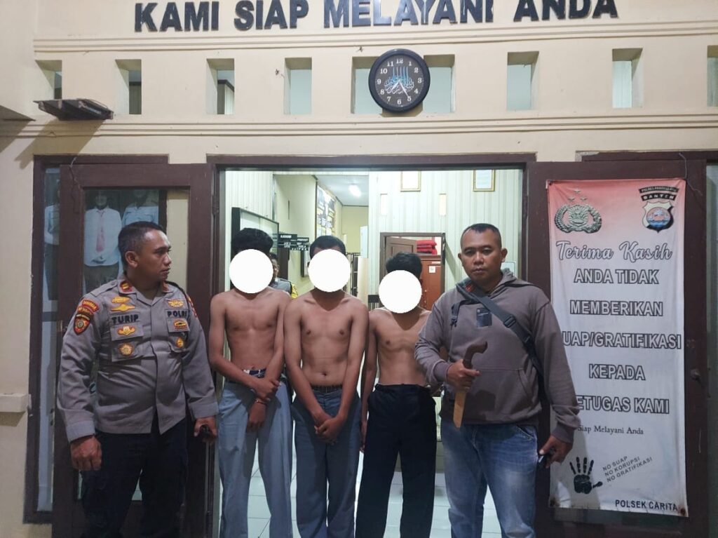 Polsek Carita Amankan 12 Pelajar Terlibat Tawuran 5 WhatsApp Image 2024 08 01 at 06.51.33