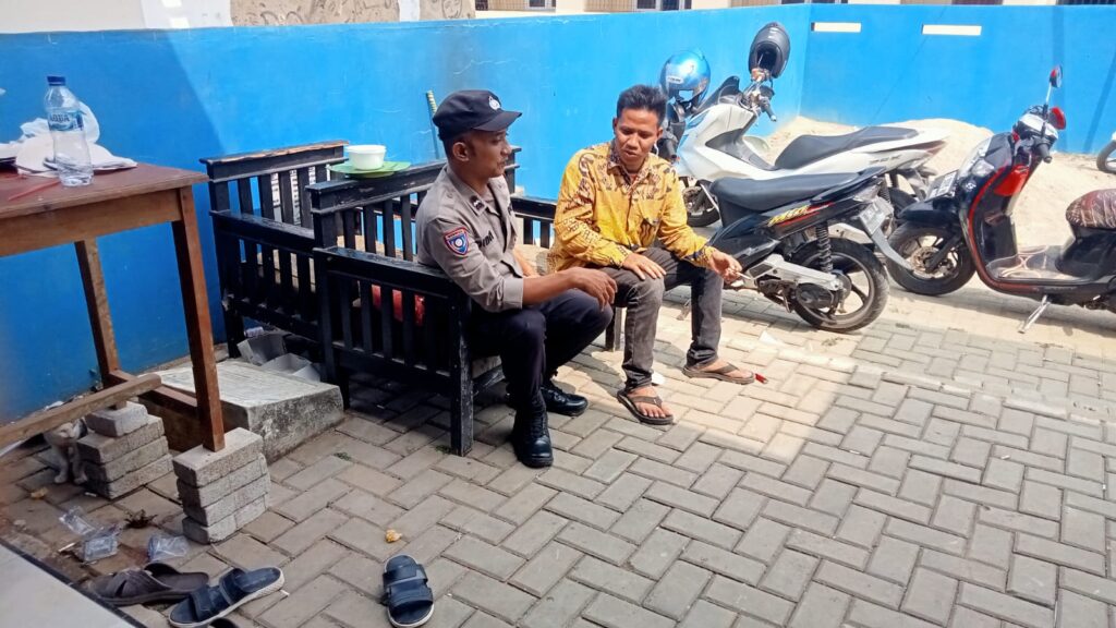 Polsek Menes Sambangi Warga, Banyak Pesan Yang Disampaikan 8 WhatsApp Image 2024 08 03 at 19.01.50