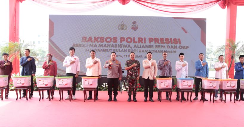 Kapolri dan Panglima TNI Bagikan Ribuan Bansos Jelang Ramadan 10 hfgg