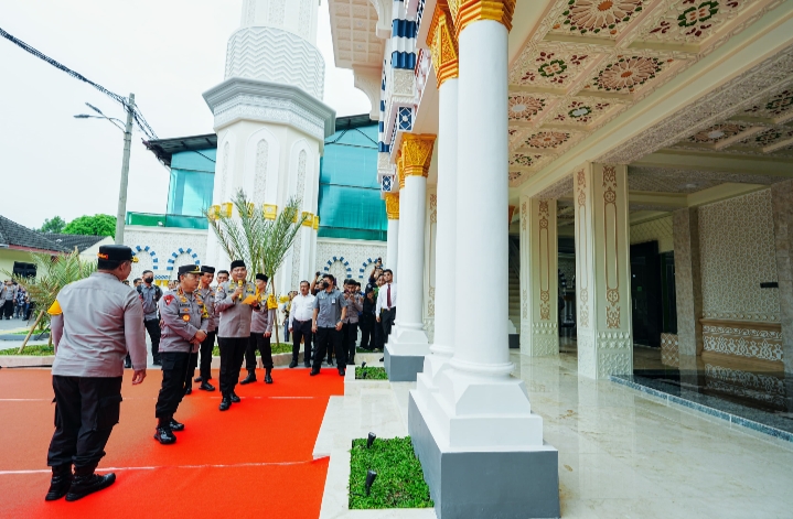 Kunjungi Polda Sumut, Kapolri Tinjau Renovasi Masjid hingga Bakti Sosial 9 IMG 20250322 205715