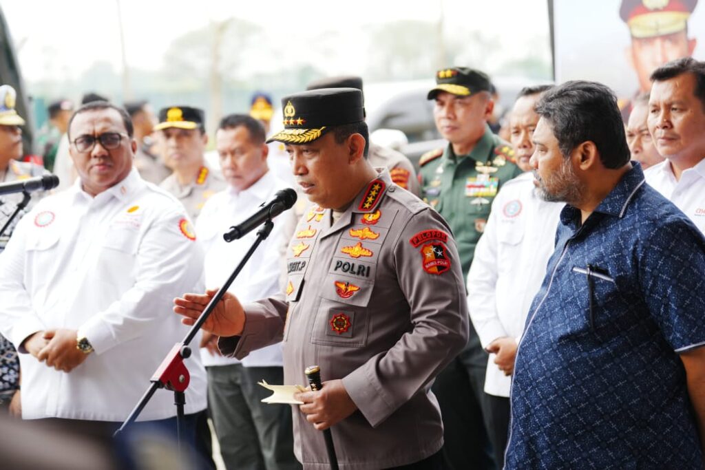 Kapolri Tinjau Bakti Kesehatan "Polri Untuk Masyarakat" di PT Tah Sung Hung, Brebes 7 WhatsApp Image 2025 03 20 at 08.54.14