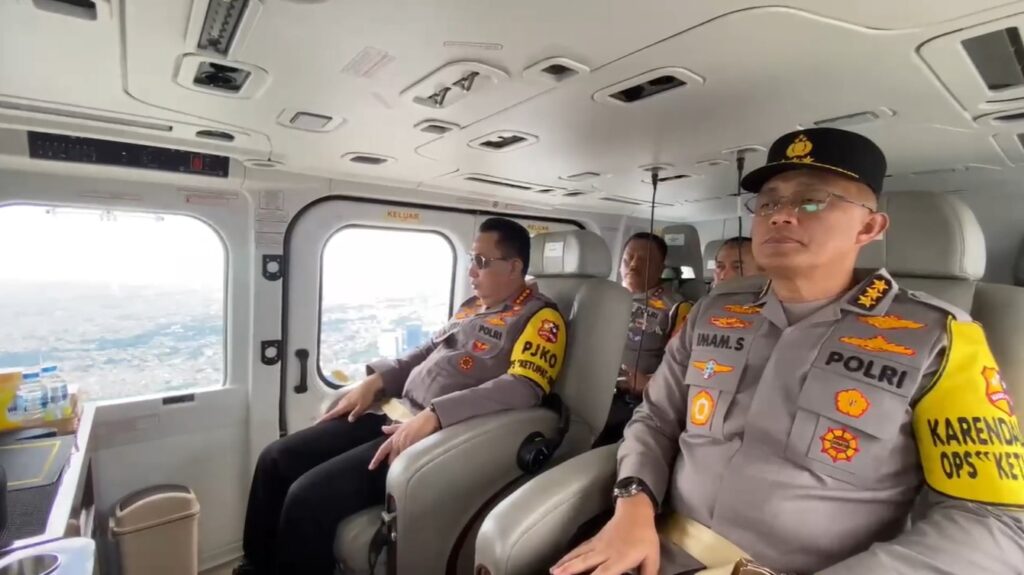 Kapolri Pantau Jalur Mudik Via Udara 8 WhatsApp Image 2025 03 28 at 17.55.19