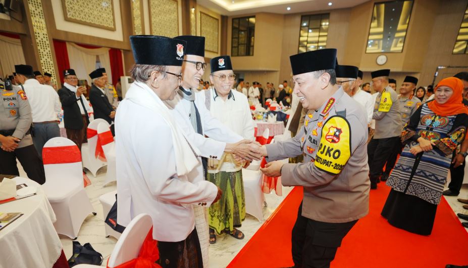 Safari Ramadan, Kapolri Pererat Silaturahmi Dengan Ulama Hingga Tokoh Masyarakat 5 gfvs