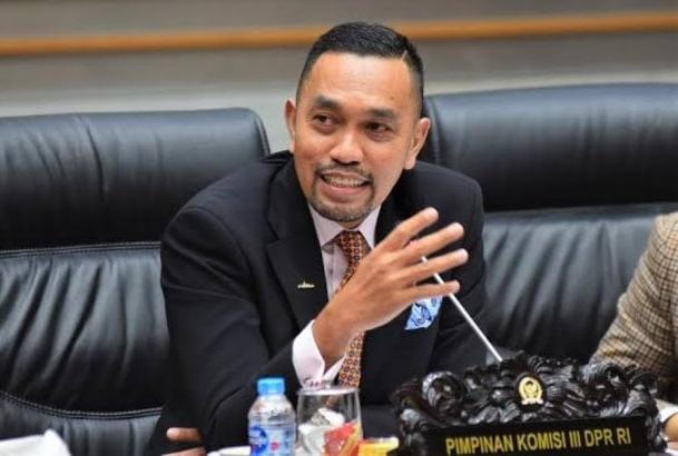 Angka Kecelakaan Turun 30 Persen, Waket Komisi III Puji Sinergi Pengamanan Mudik 2025 8 WhatsApp Image 2025 04 13 at 05.25.54