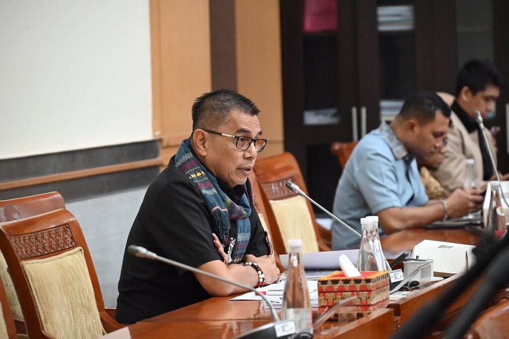 Anggota DPR Hinca Panjaitan Puji Kinerja Polri Amankan Mudik 2025 6 WhatsApp Image 2025 04 21 at 12.31.23